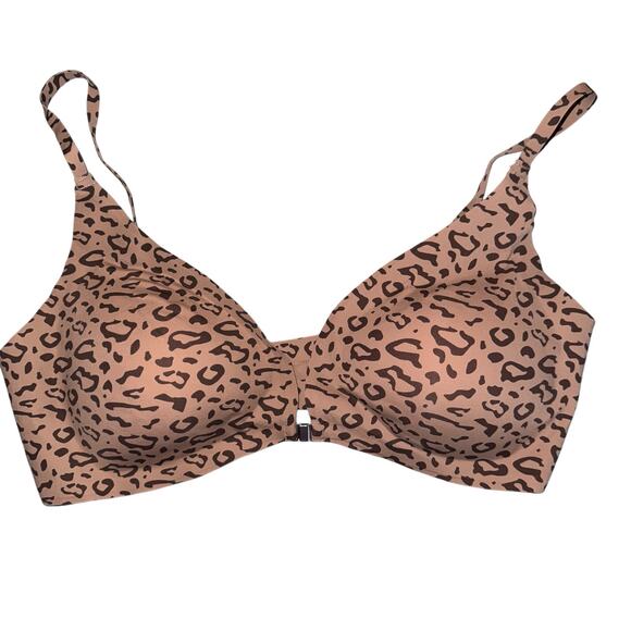 ChiCup Comfort Adj. Straps Deep V Front Close Leopard Wireless Bra
NWT!!! Sz XL - Picture 3 of 8